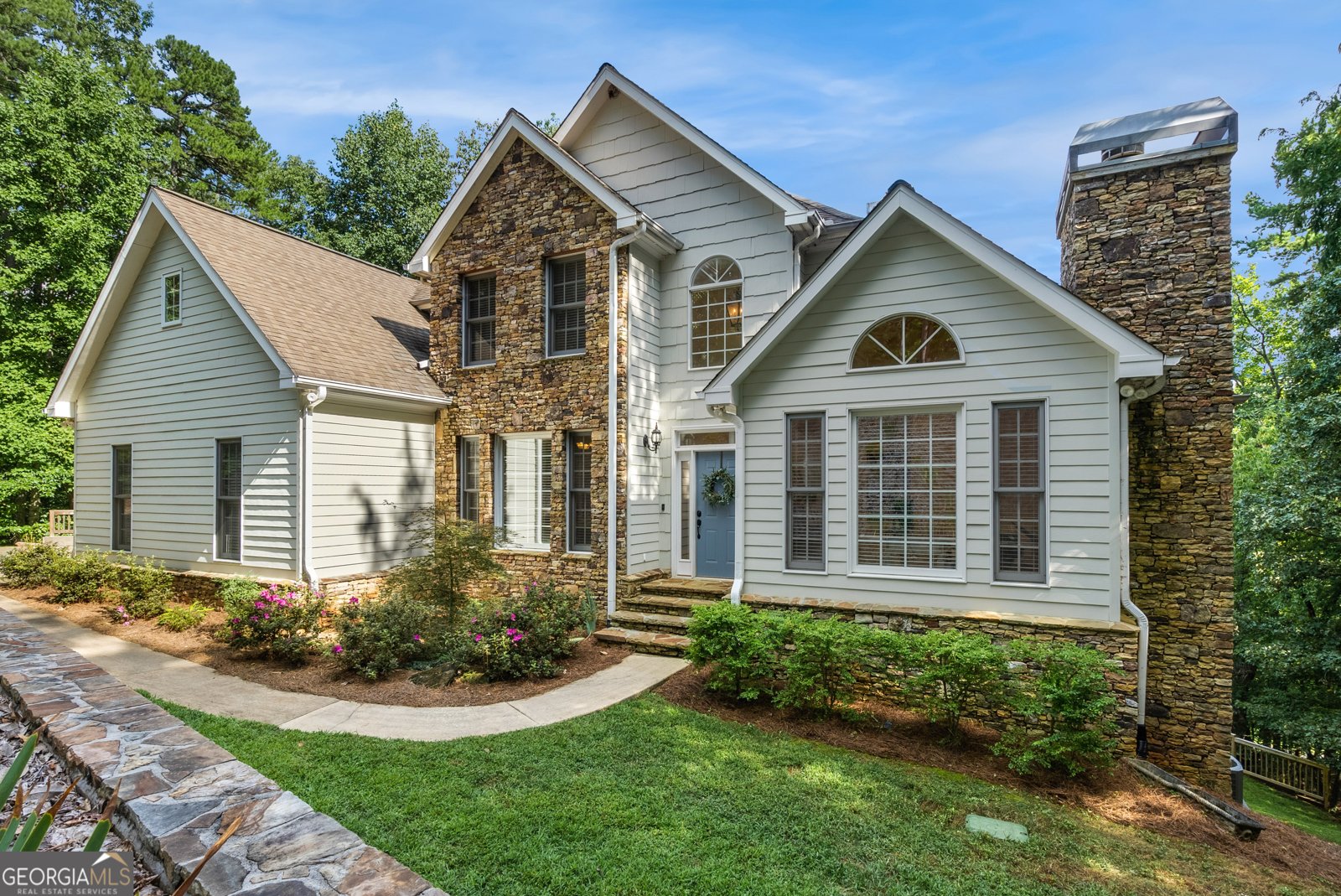 447 Yates Circle Clarkesville - 1