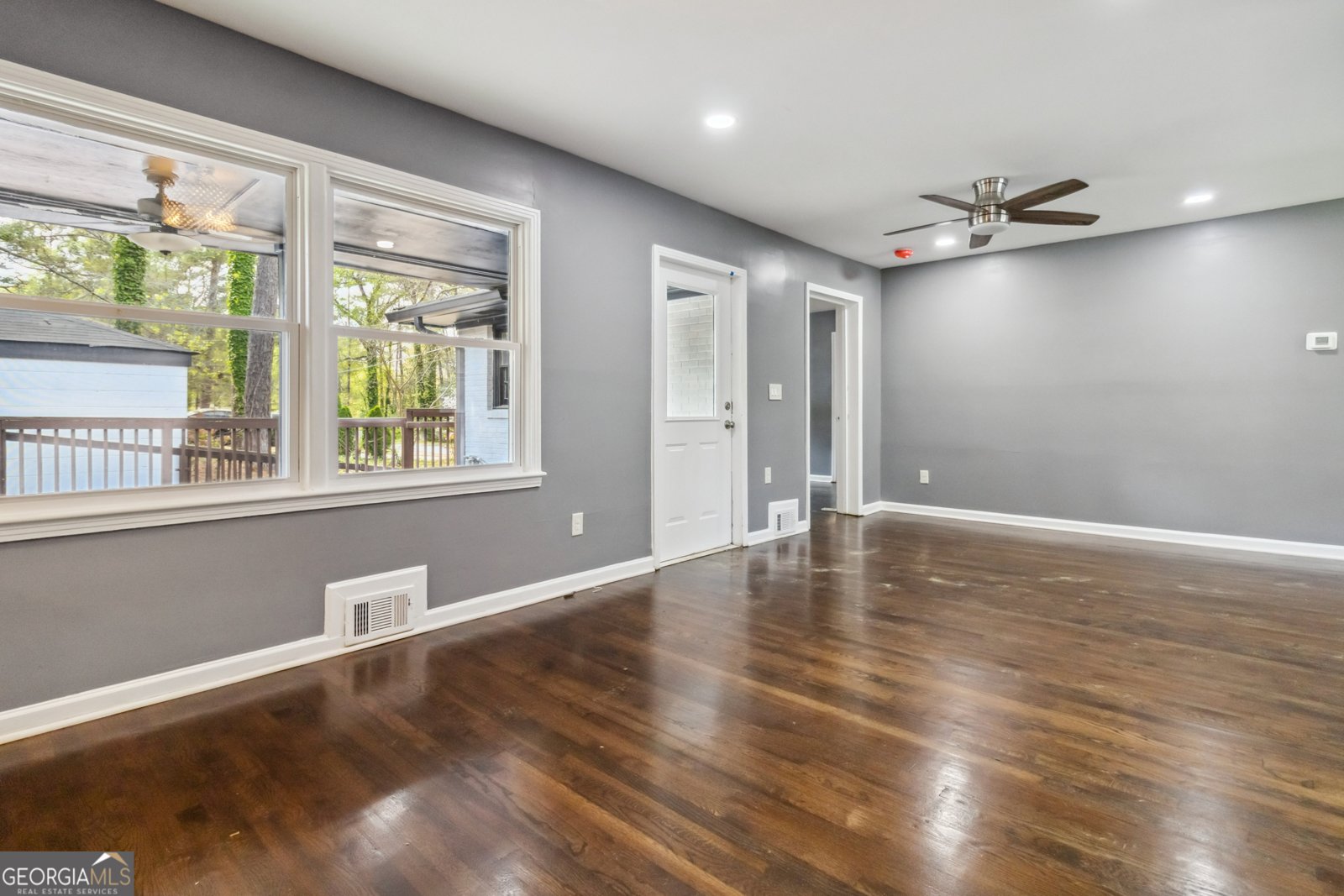2267 Bryant Drive East Point - 8