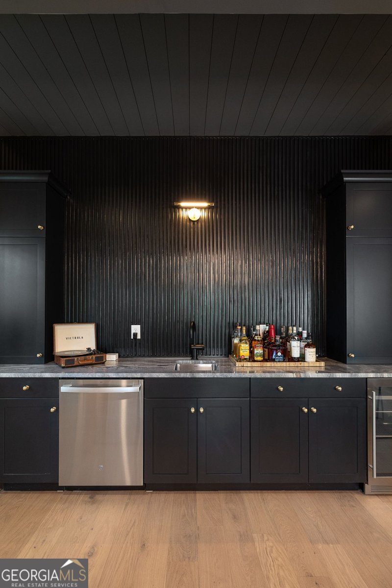 2587 Apple Valley Road Brookhaven - 11