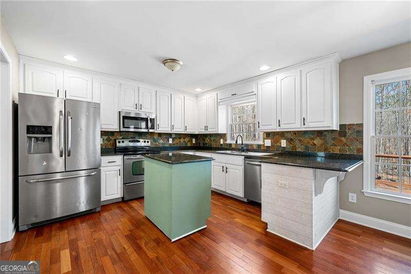 100 Oakwind Parkway Canton - 19