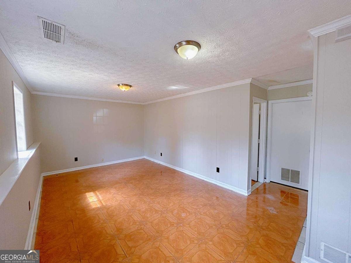 566 Aberdeen Drive Stone Mountain - 13