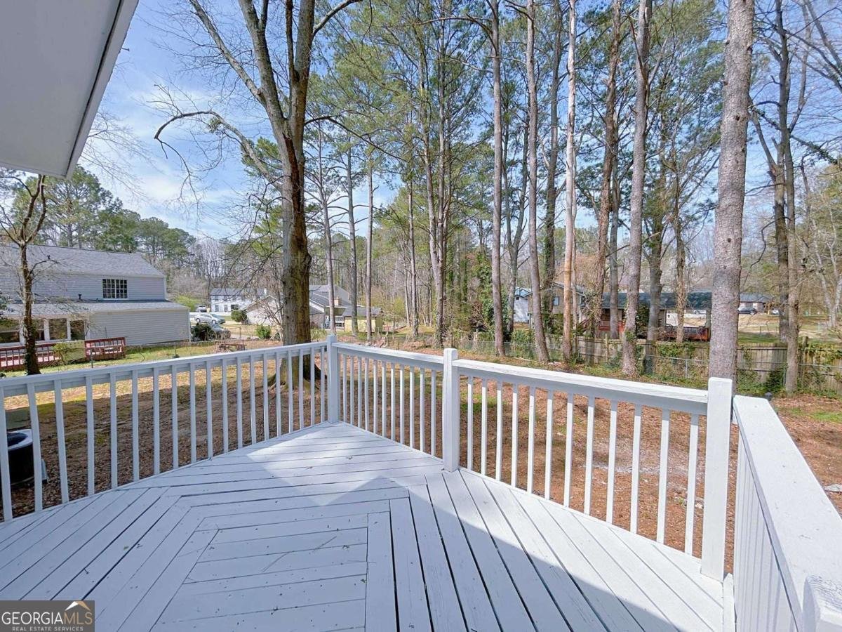 566 Aberdeen Drive Stone Mountain - 16