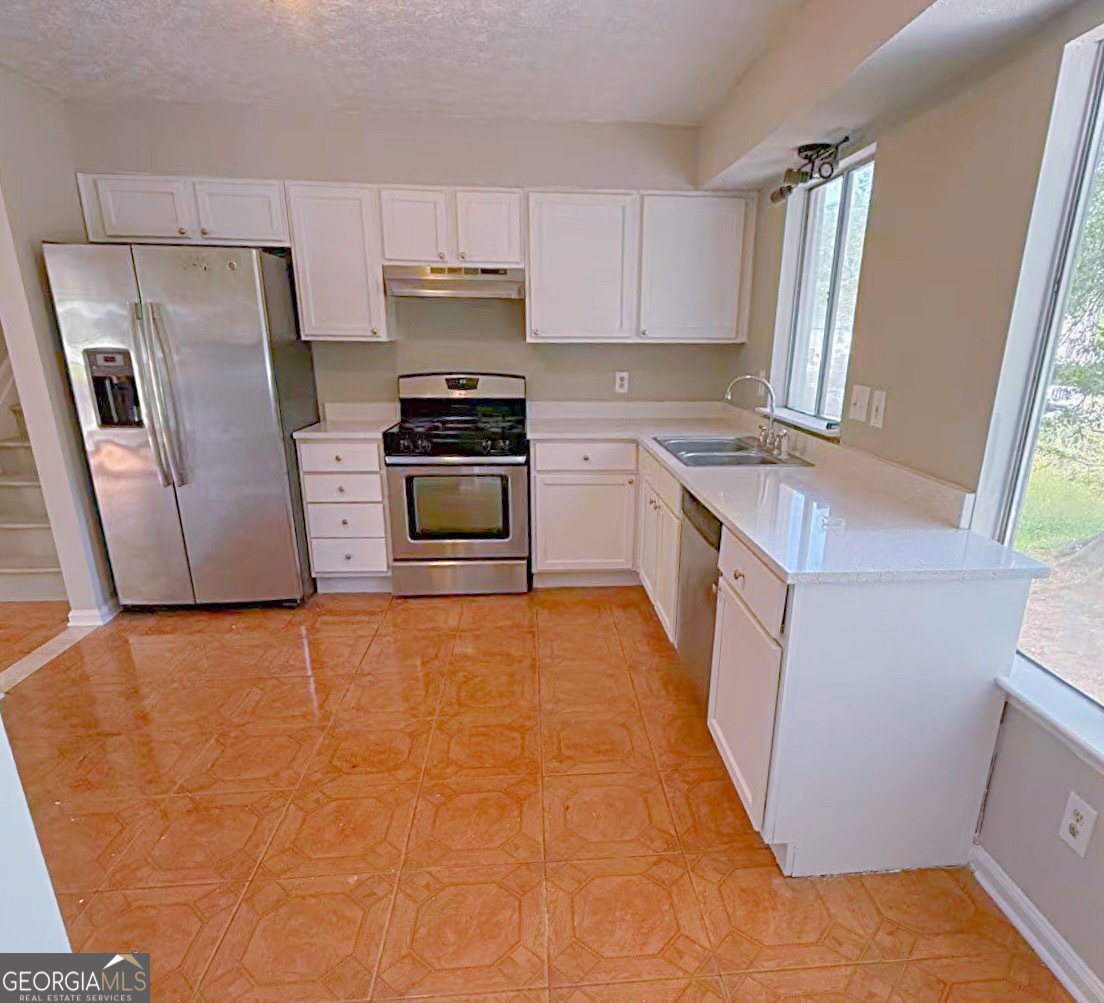 566 Aberdeen Drive Stone Mountain - 5