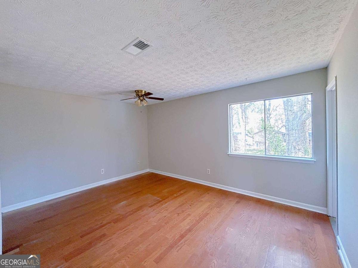 566 Aberdeen Drive Stone Mountain - 9