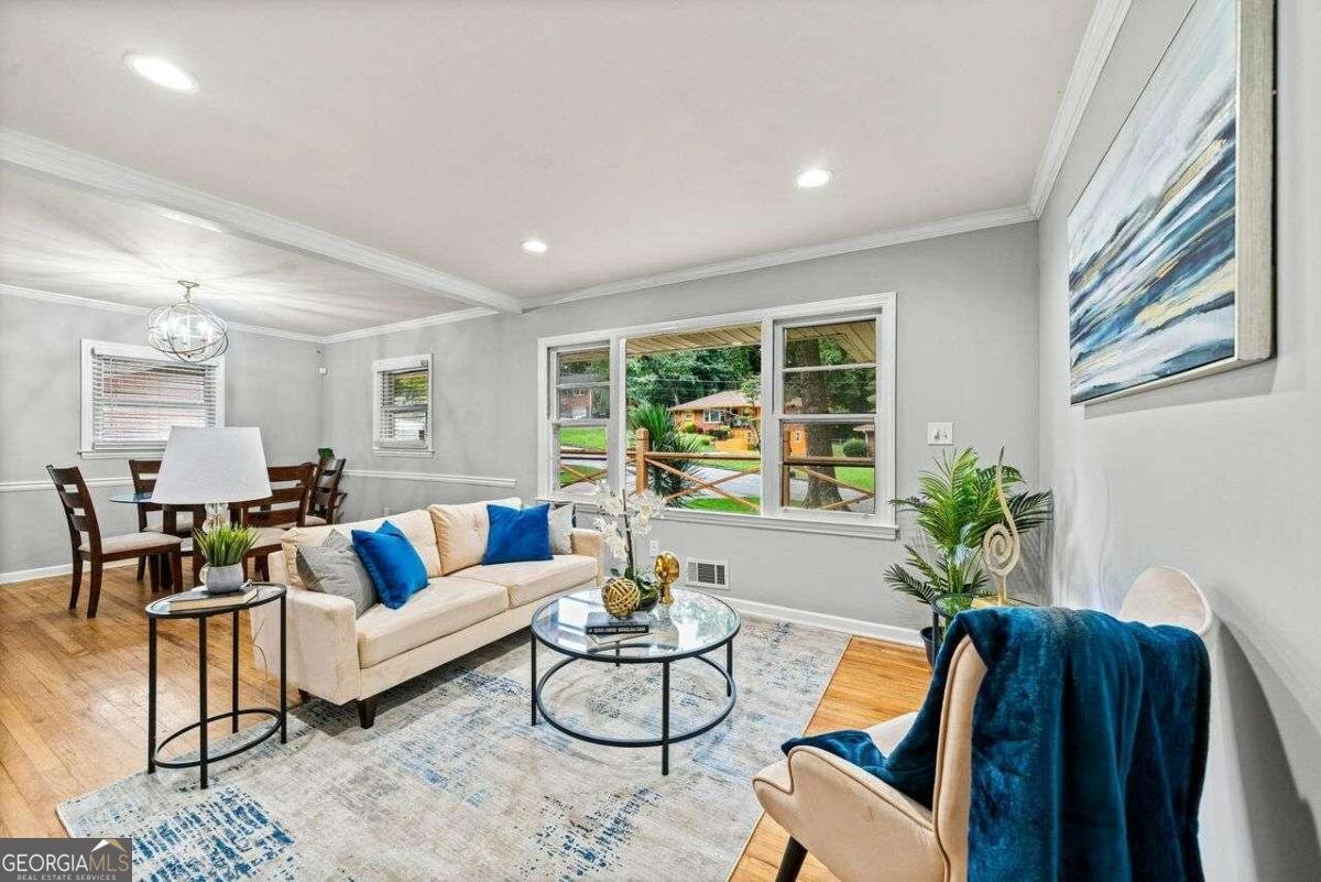 215 COLLUM Street Atlanta - 22