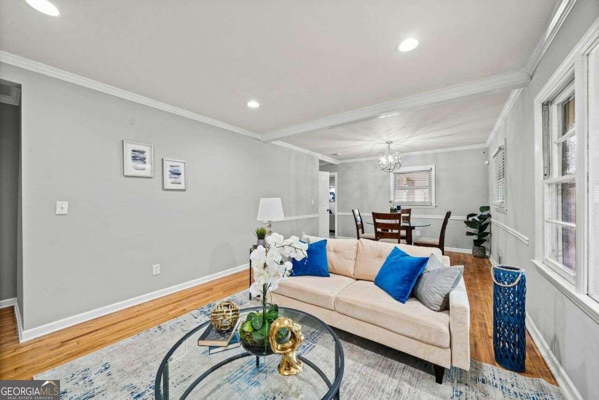 215 COLLUM Street Atlanta - 23