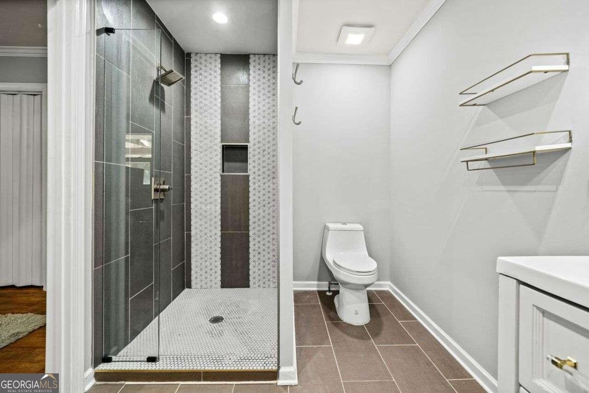 215 COLLUM Street Atlanta - 30