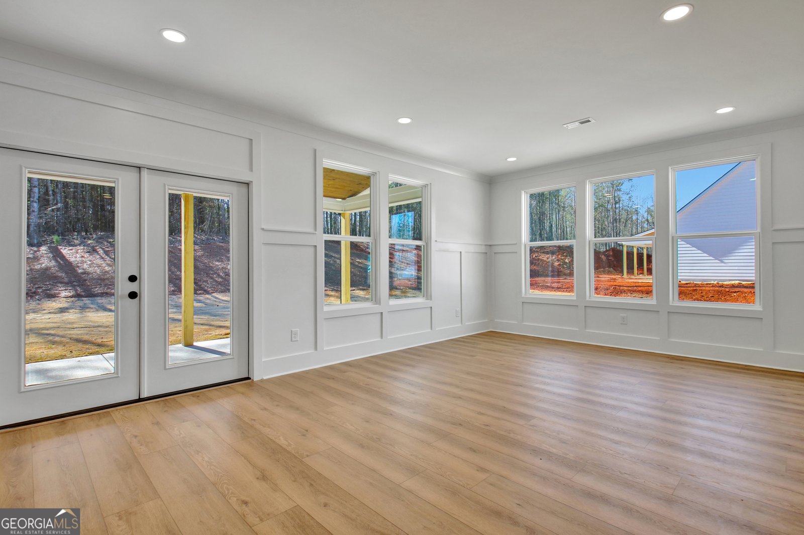 98 Ryeland Drive Senoia - 27