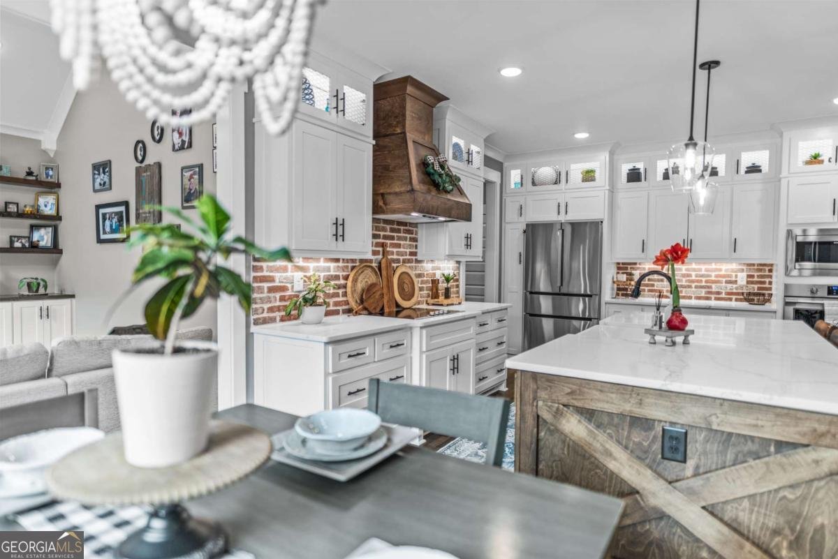 2104 Beebalm Drive Statham - 55