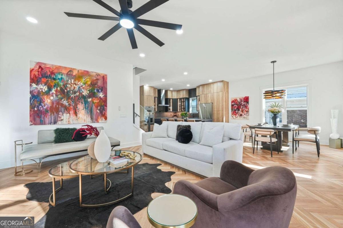 718 Cascade Avenue Atlanta - 10