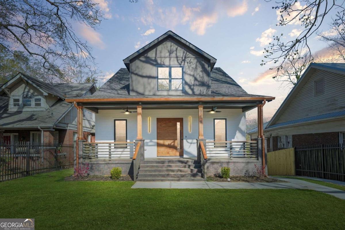 718 Cascade Avenue Atlanta - 4