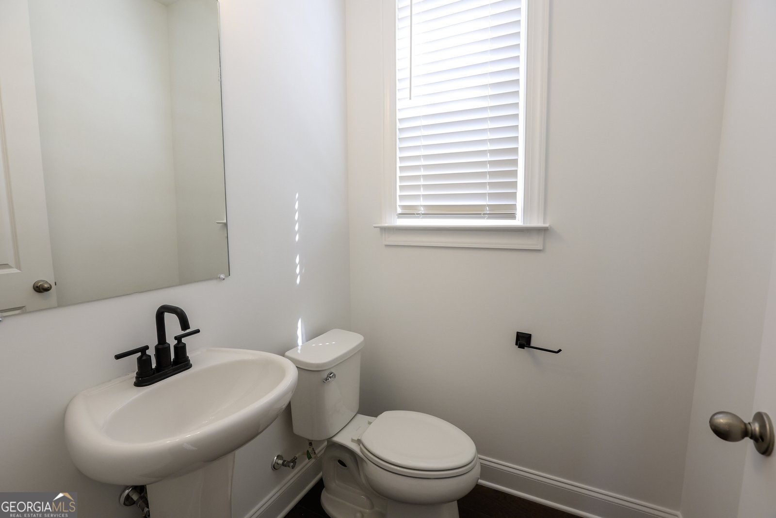 6569 Beacon Drive Sandy Springs - 20
