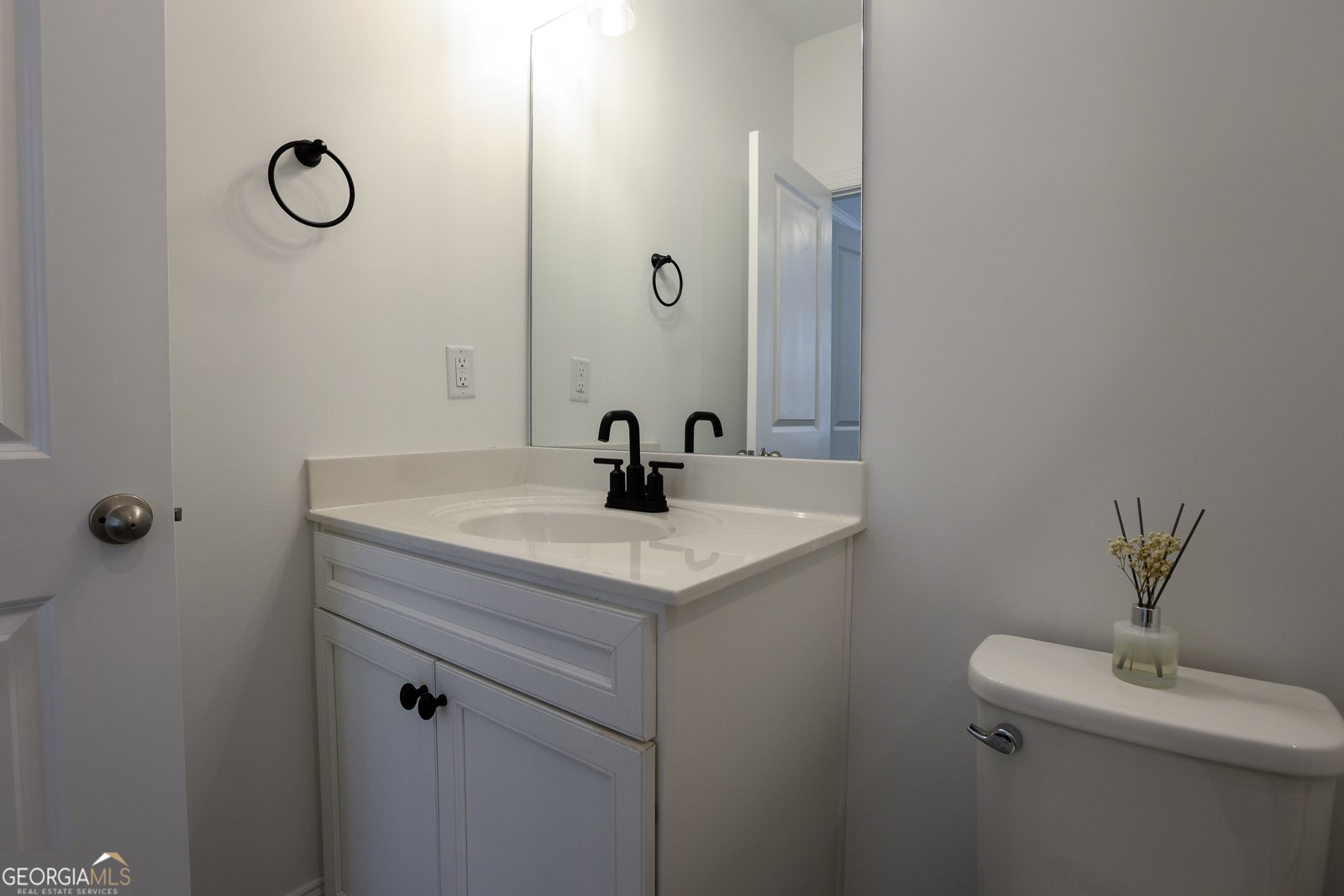 6569 Beacon Drive Sandy Springs - 8