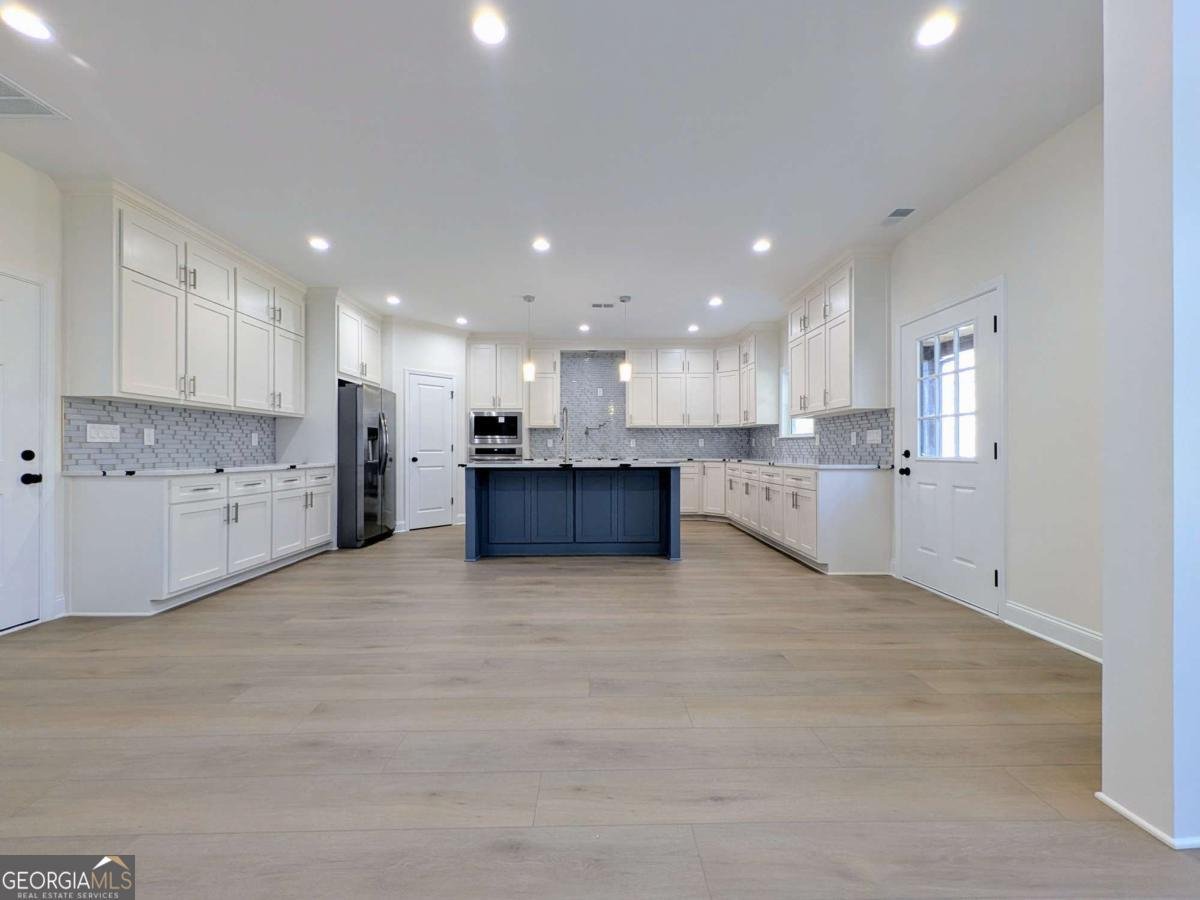 1009 Queens Bridge Way Griffin - 17