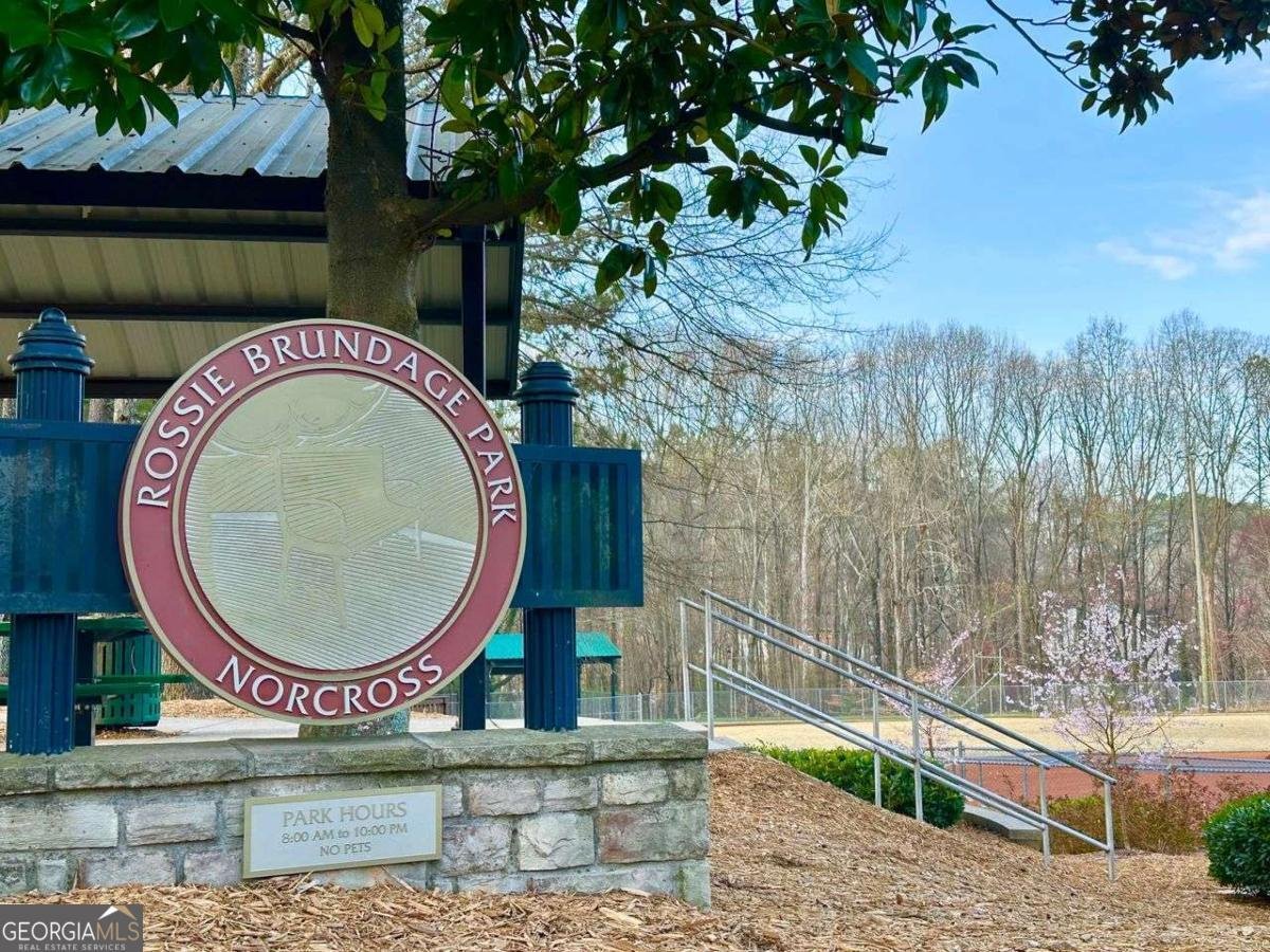 5930 BRUNDAGE Lane Norcross - 48