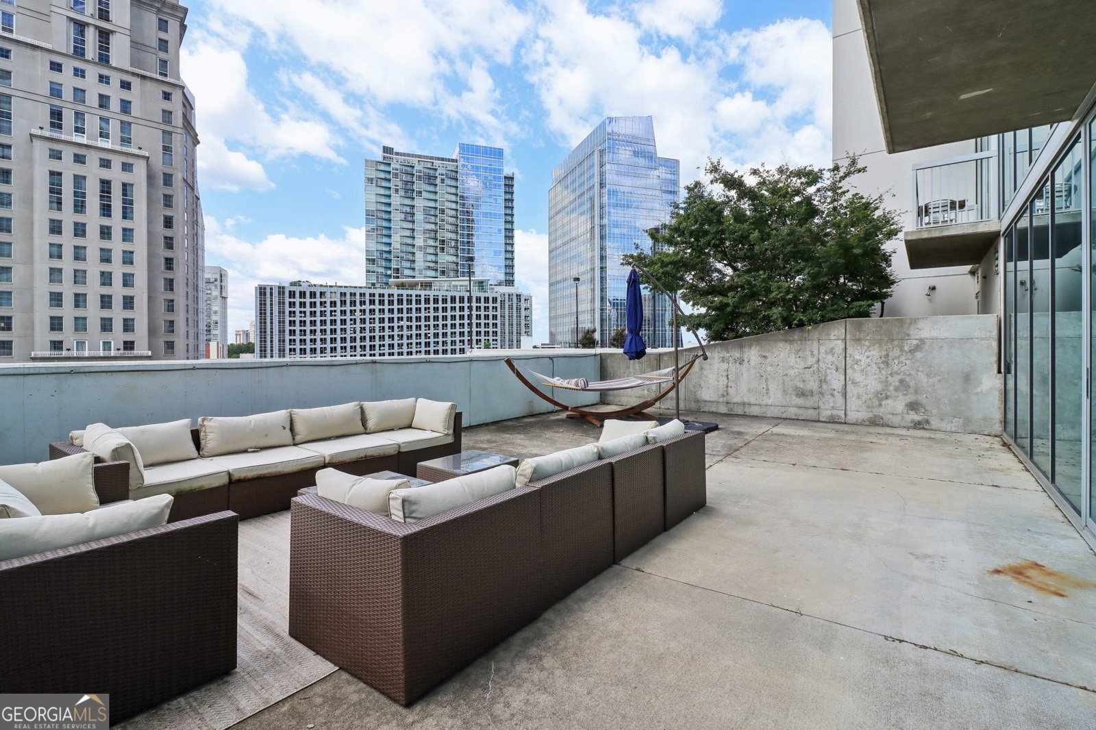 3324 Peachtree Road Atlanta - 24