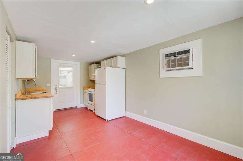 875 White Street Atlanta - 28