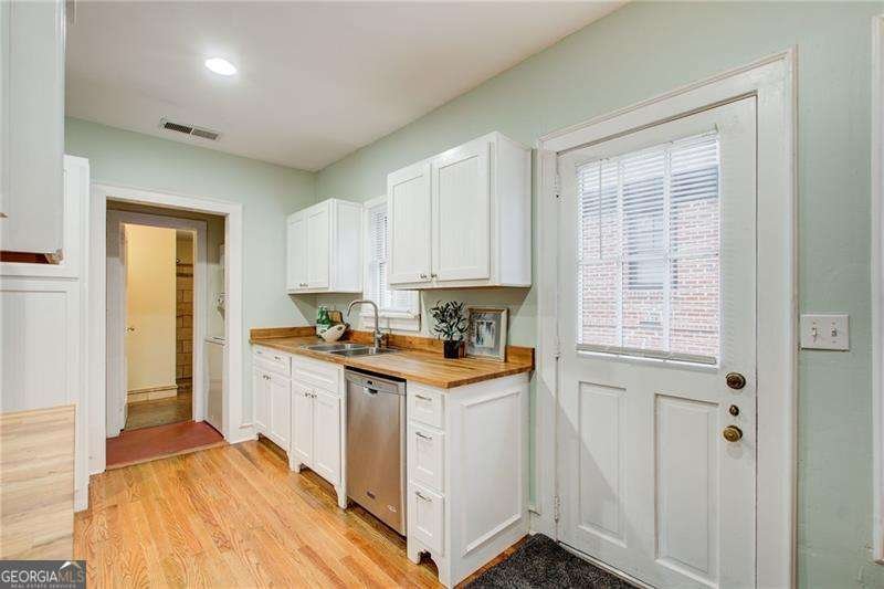 875 White Street Atlanta - 9