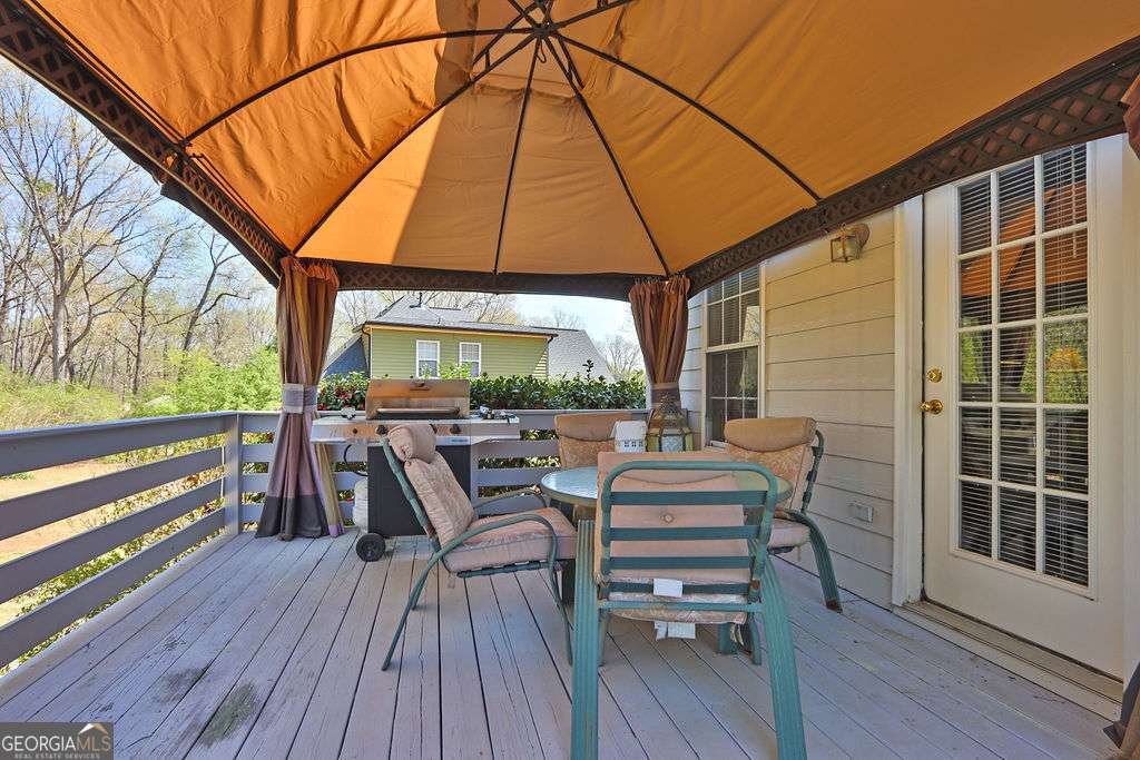 962 Cove Lake Court Lawrenceville - 33