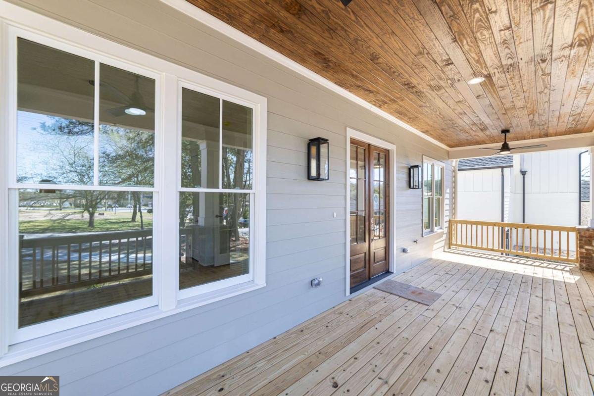 585 Sherwood Road Atlanta - 16
