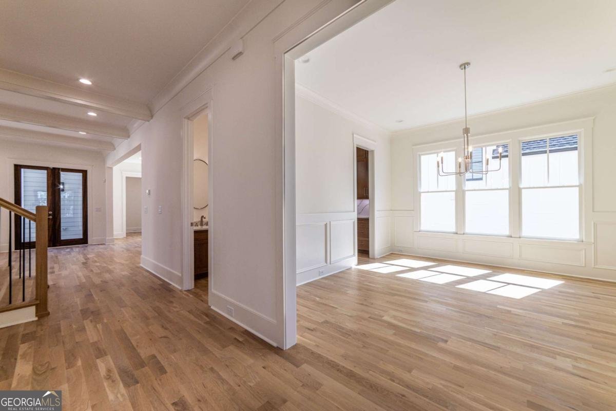585 Sherwood Road Atlanta - 17