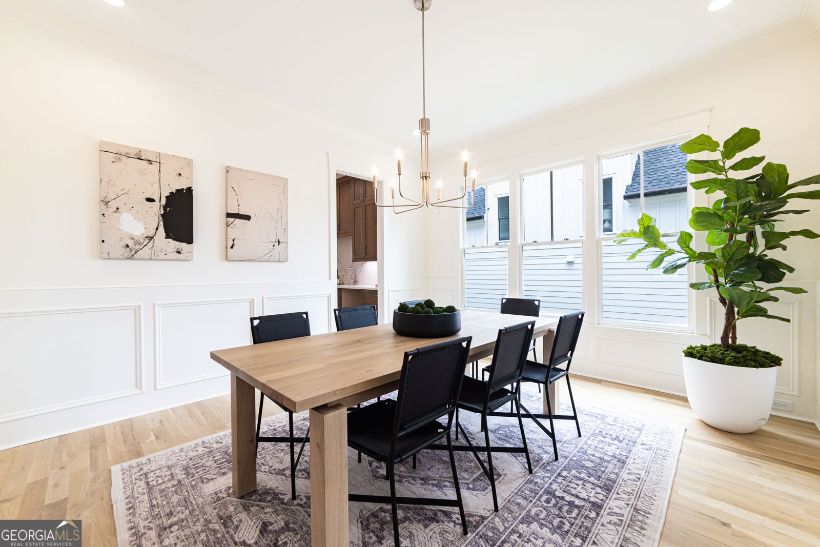 585 Sherwood Road Atlanta - 24