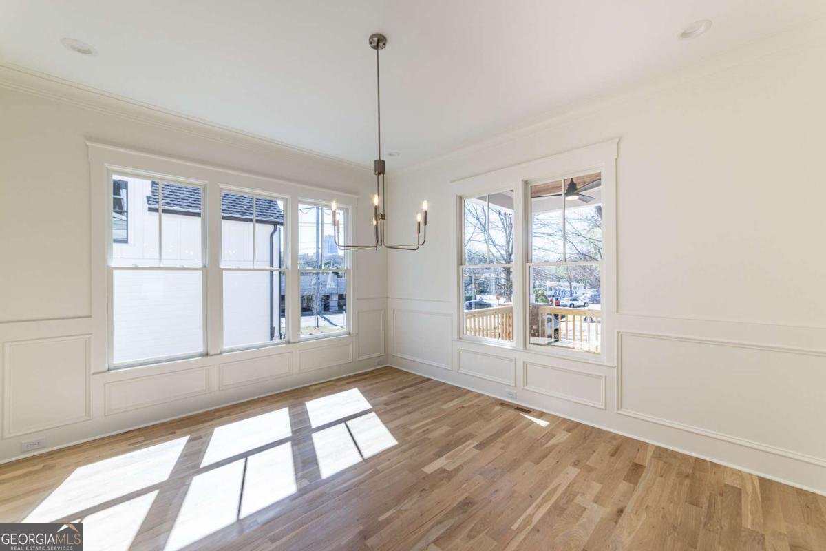 585 Sherwood Road Atlanta - 31