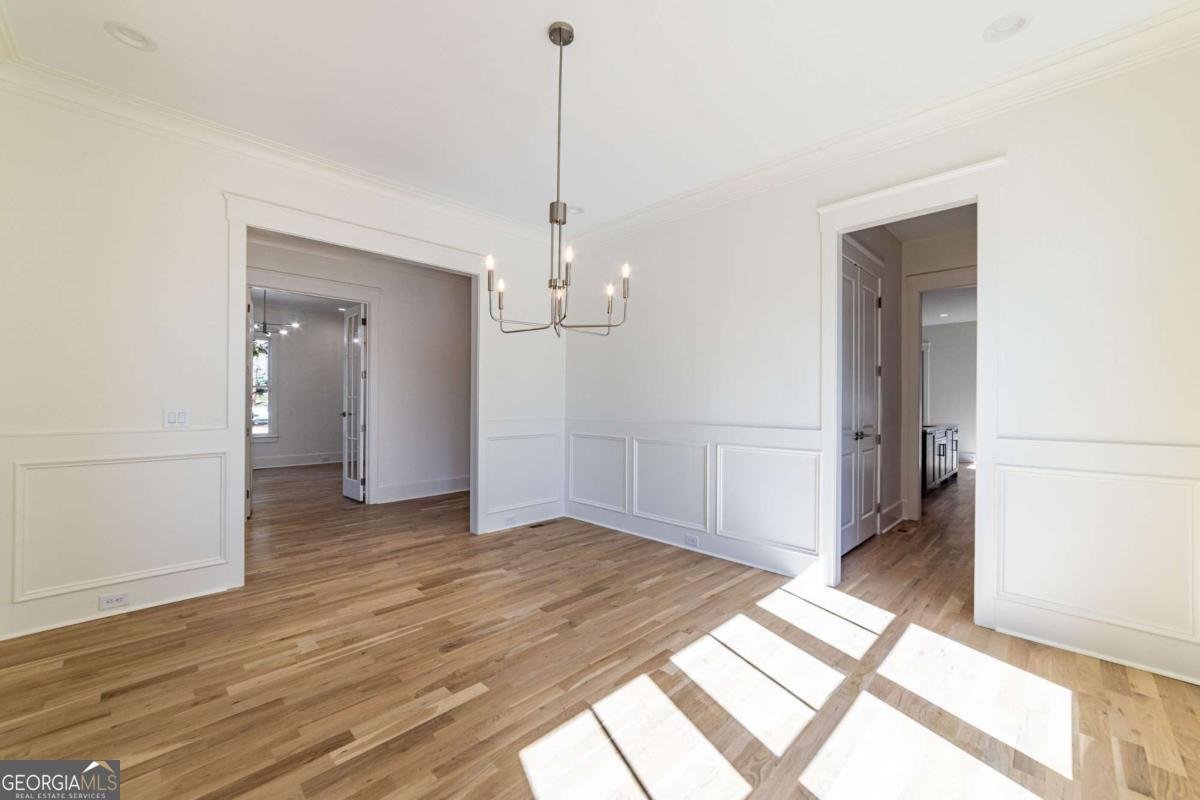 585 Sherwood Road Atlanta - 32