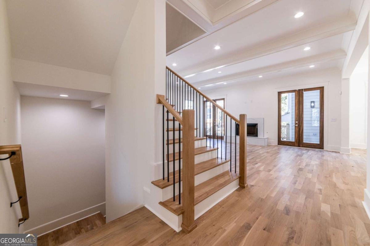 585 Sherwood Road Atlanta - 34