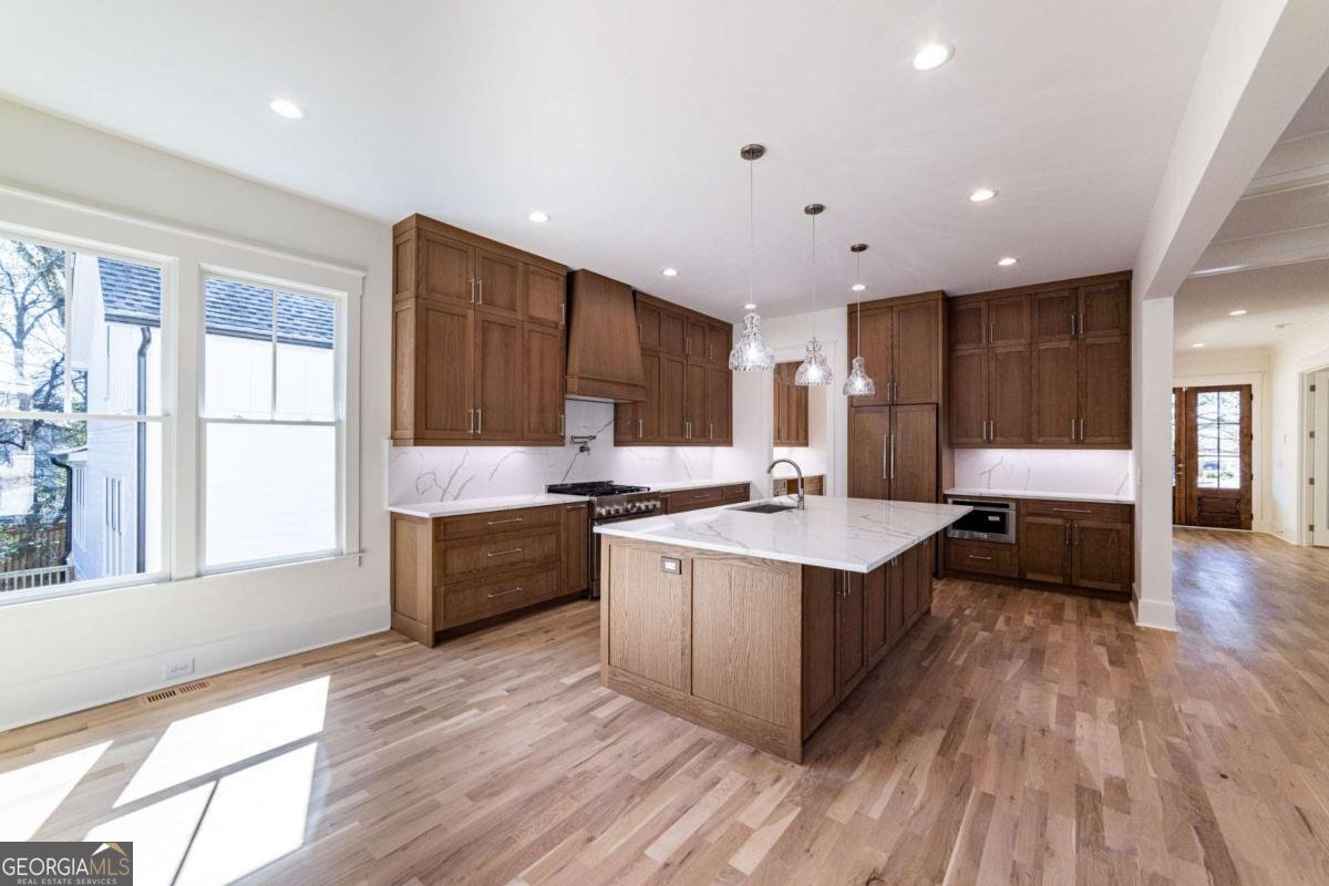 585 Sherwood Road Atlanta - 44