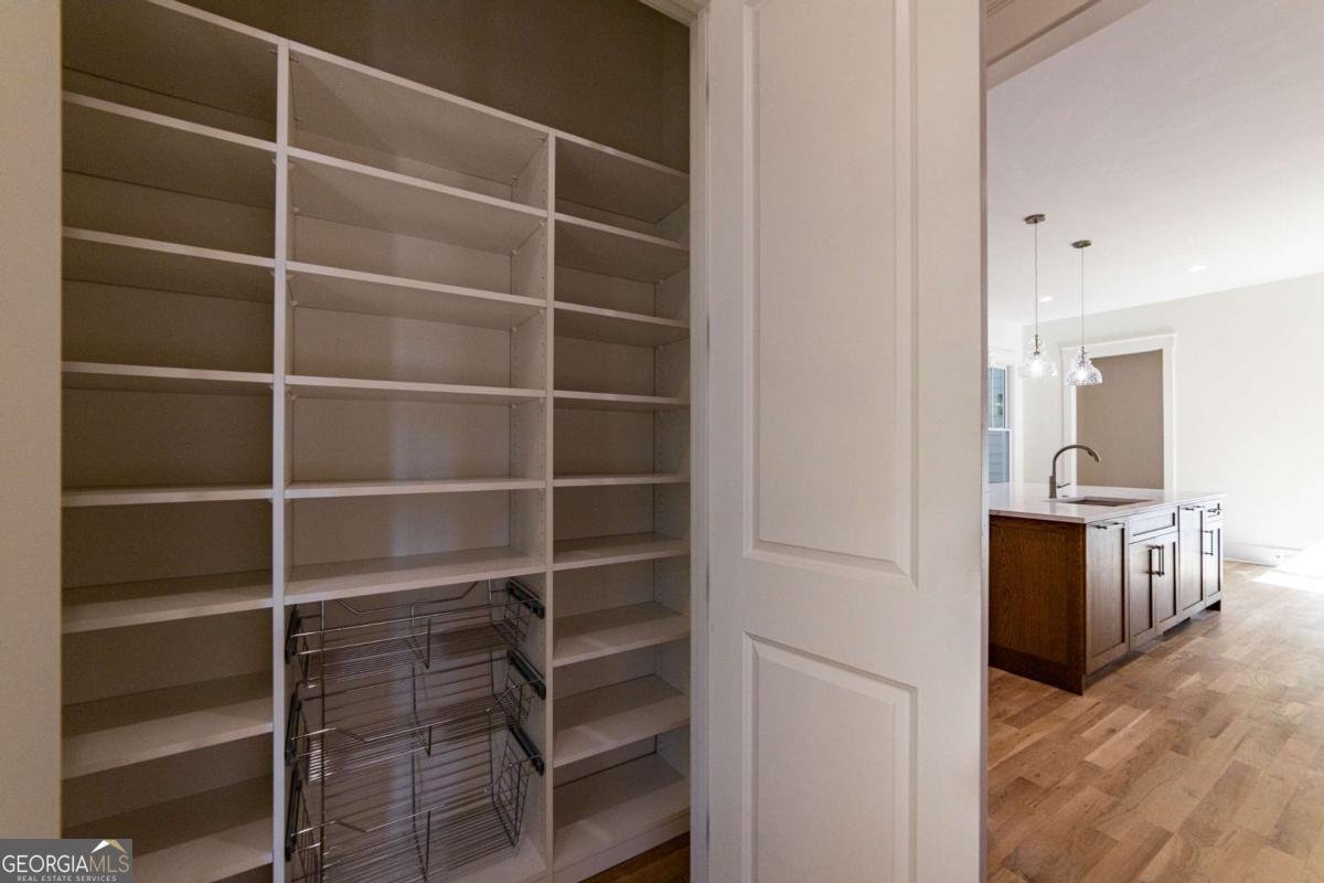 585 Sherwood Road Atlanta - 49
