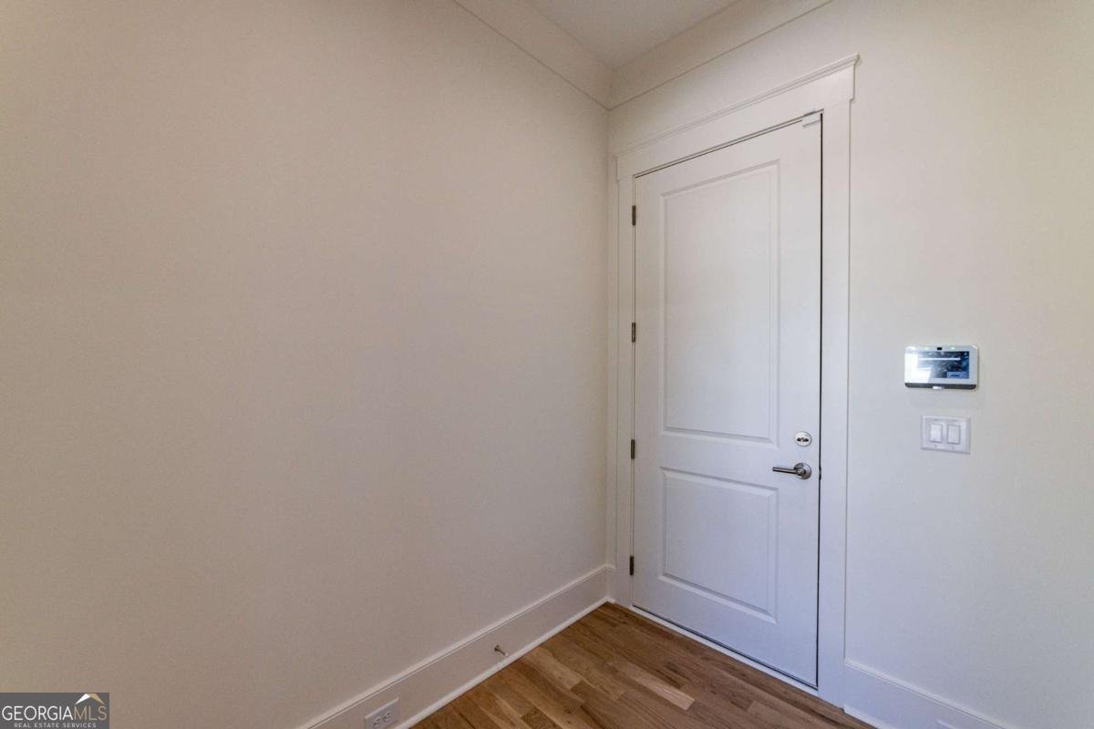 585 Sherwood Road Atlanta - 51