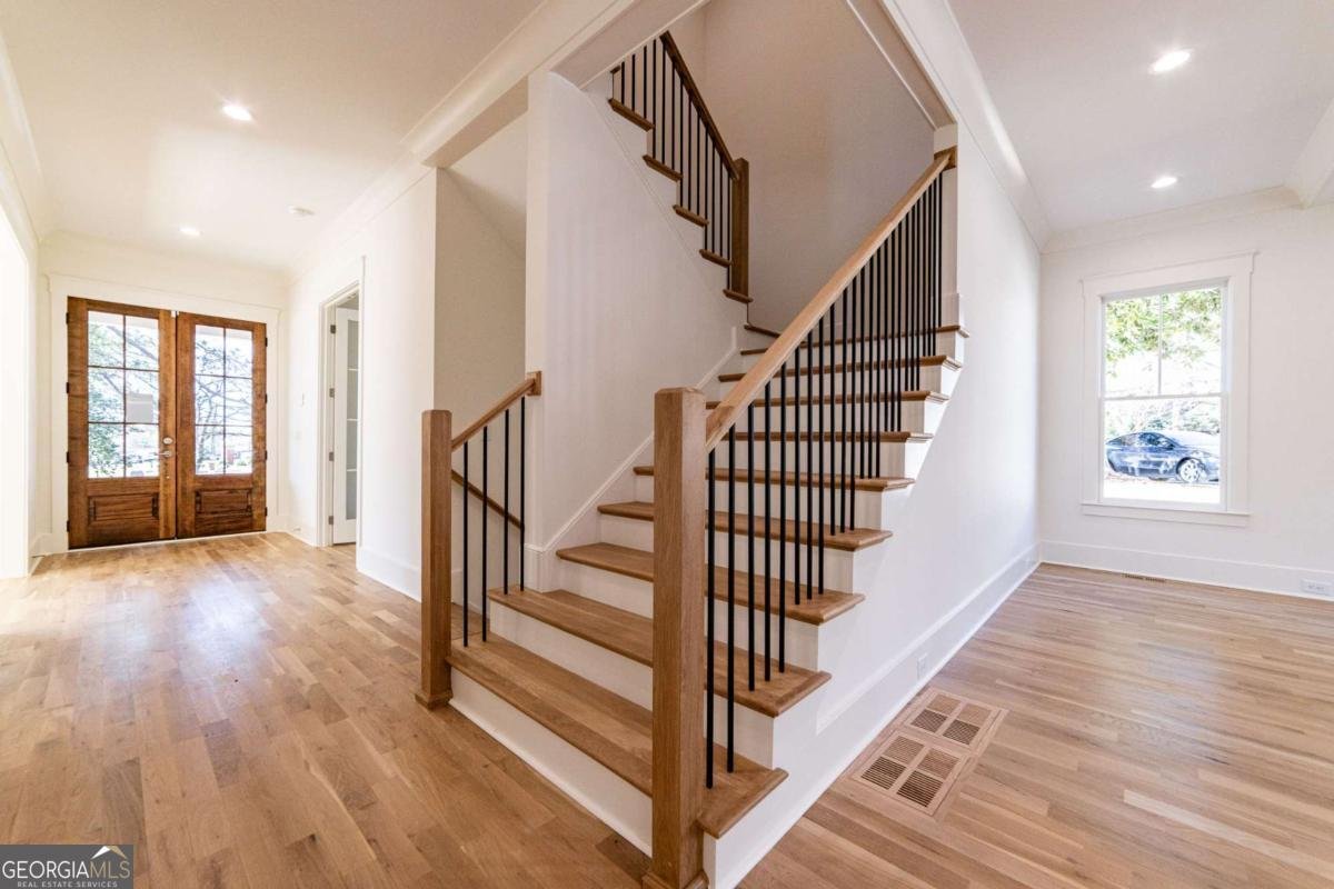 585 Sherwood Road Atlanta - 56