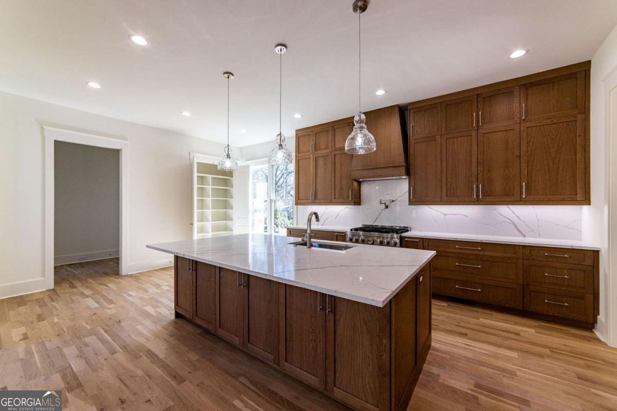 585 Sherwood Road Atlanta - 59
