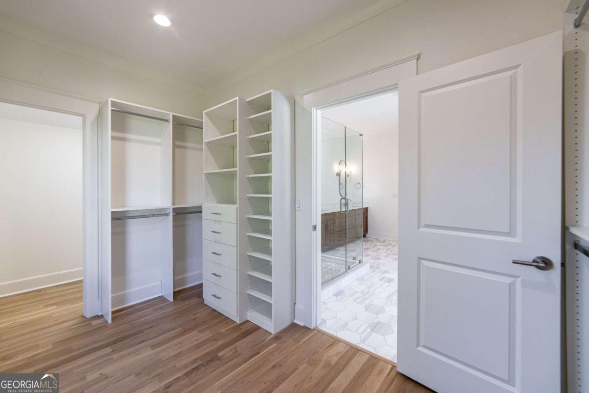 585 Sherwood Road Atlanta - 78
