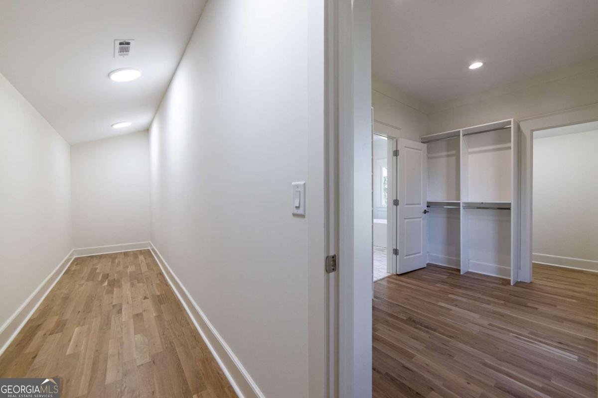 585 Sherwood Road Atlanta - 81