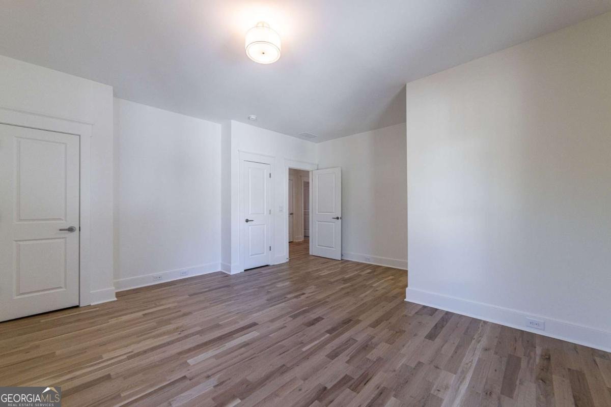 585 Sherwood Road Atlanta - 86