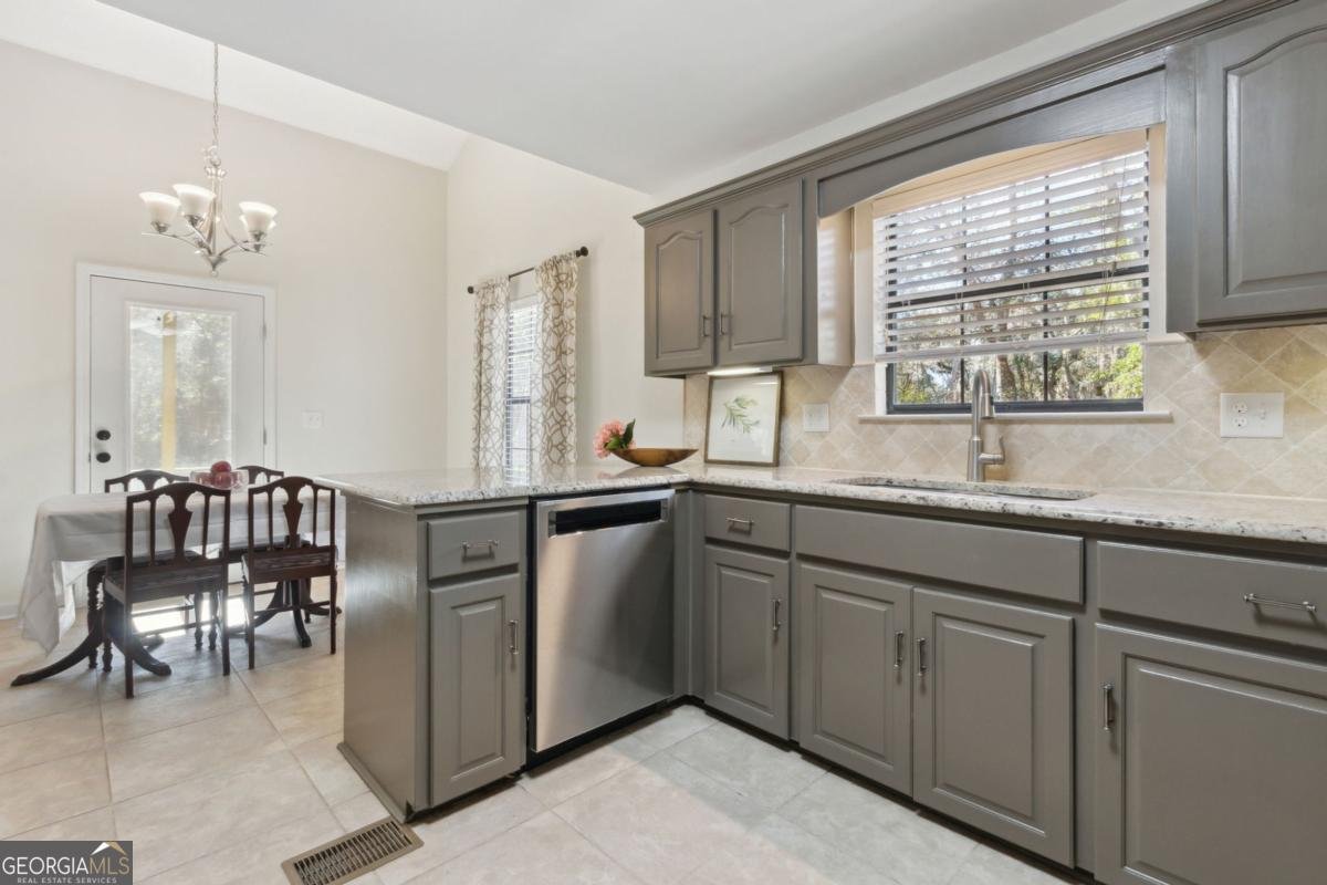 56 Ravine Court Woodbine - 13