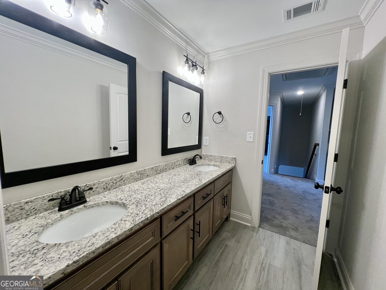 2510 Blazing Star Court Statham - 18