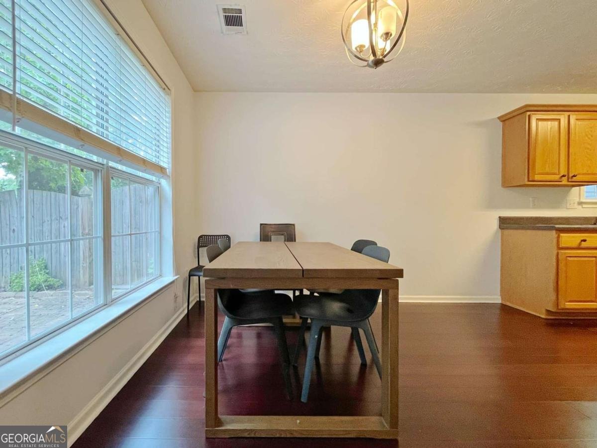 1421 Gates Circle Atlanta - 15
