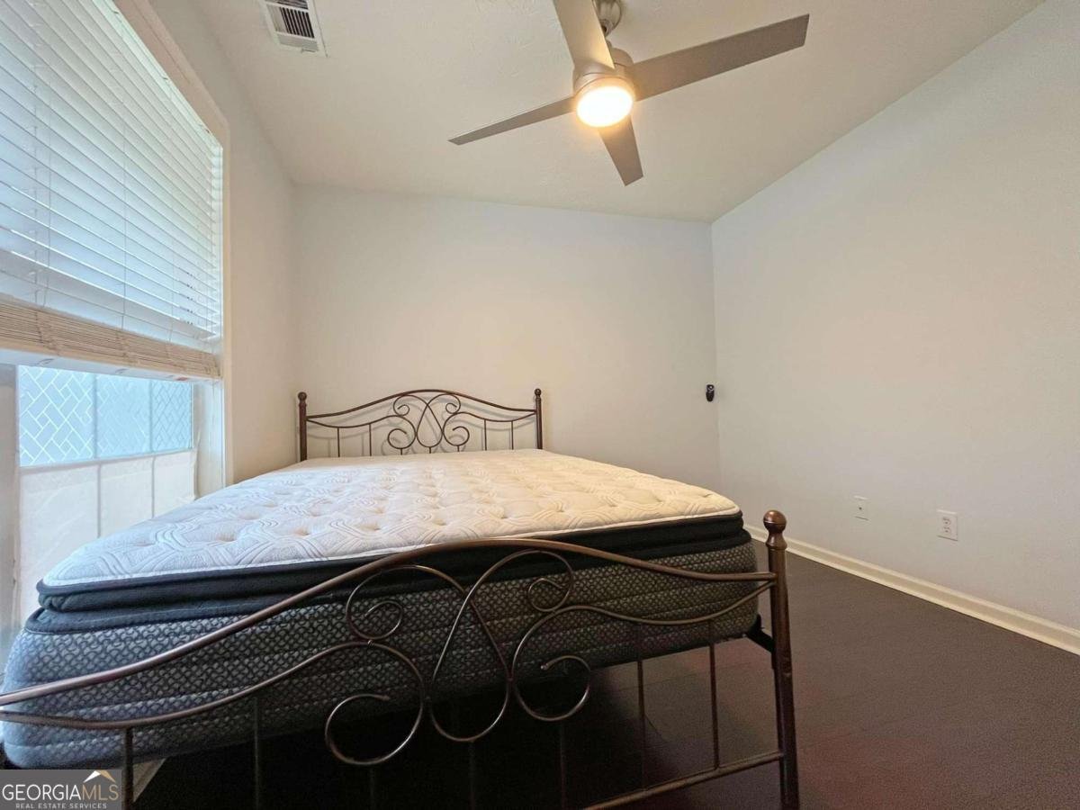 1421 Gates Circle Atlanta - 8