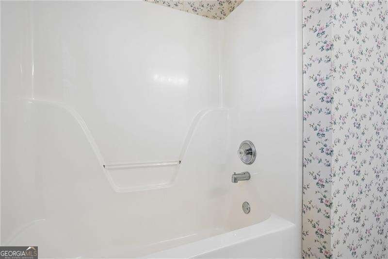 115 Dearing Woods Way Covington - 23