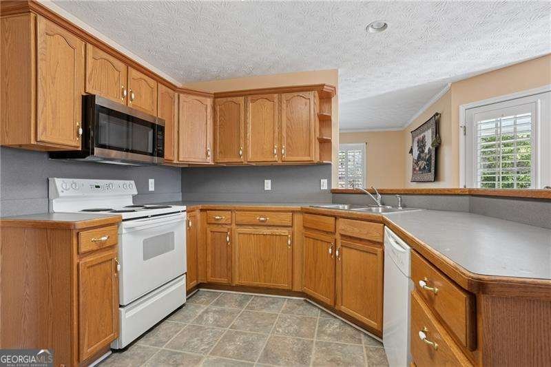115 Dearing Woods Way Covington - 9