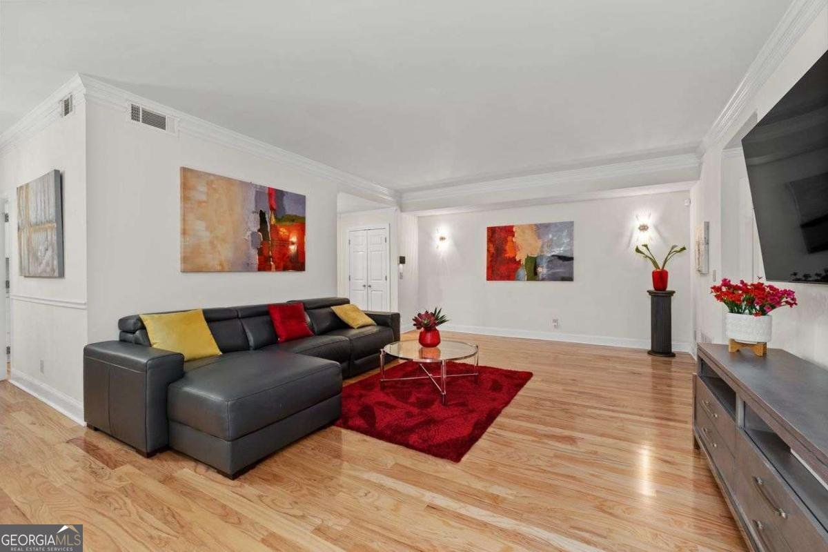 2632 Peachtree Road Atlanta - 12