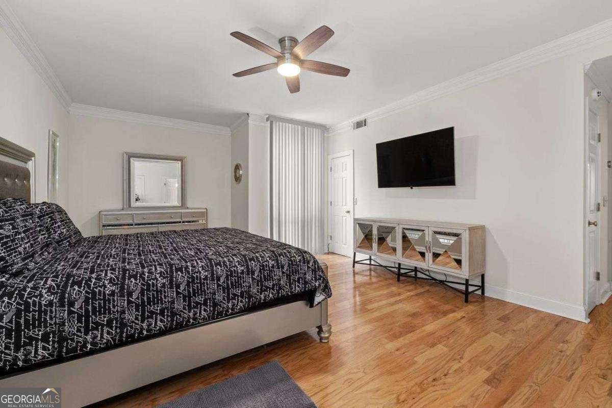 2632 Peachtree Road Atlanta - 24