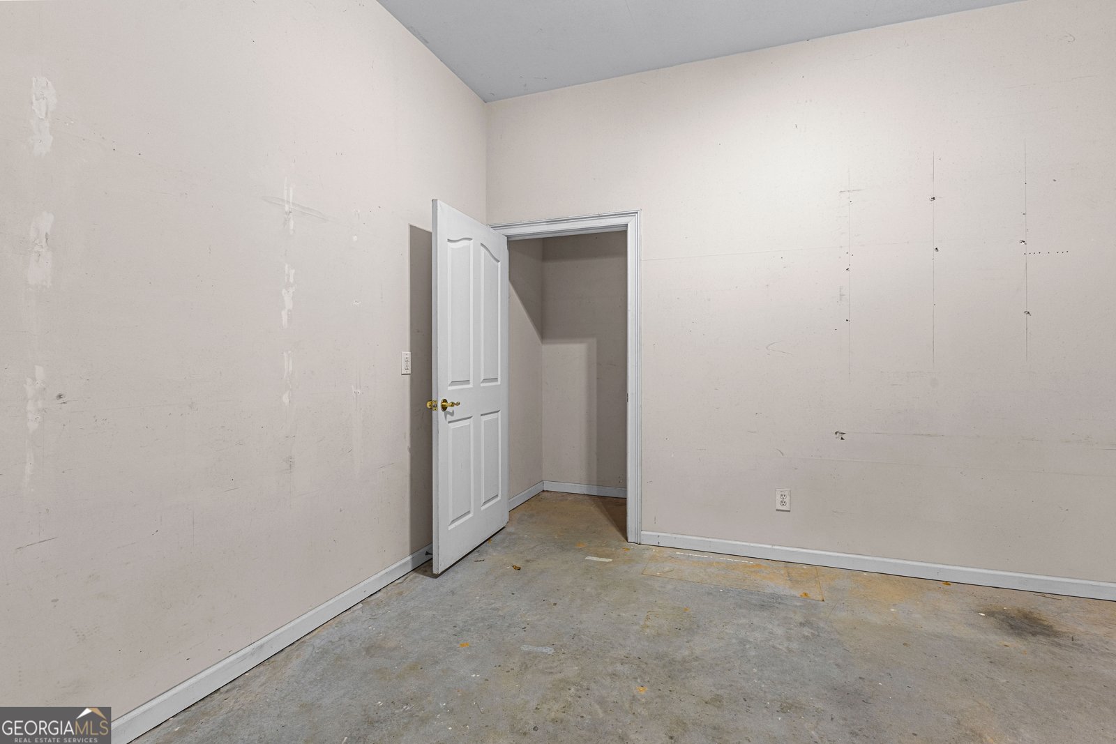 135 Horseshoe Circle Fayetteville - 83