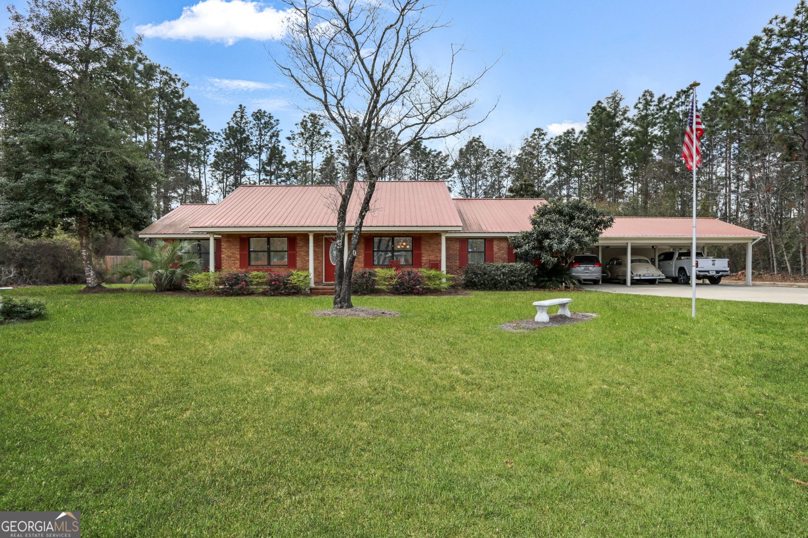 195 Linden Drive Jesup - 1