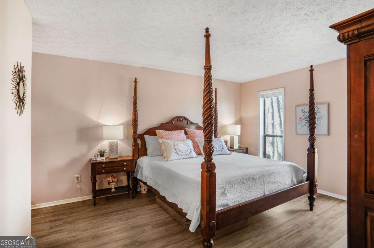 210 Woodcliff Drive Atlanta - 11