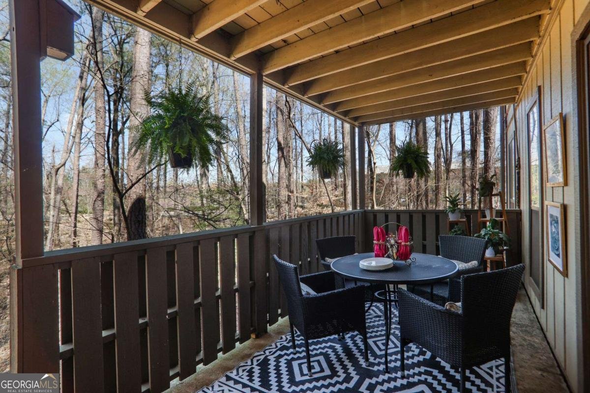 210 Woodcliff Drive Atlanta - 18