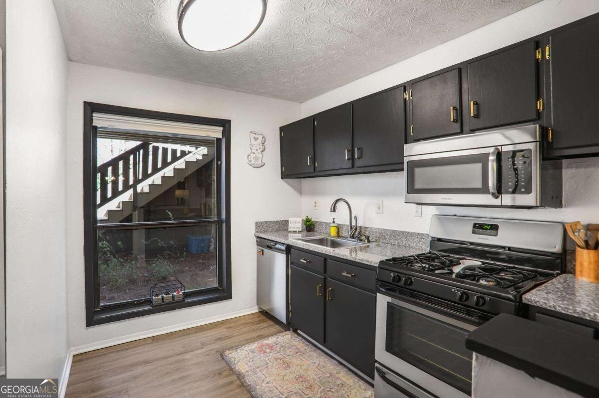 210 Woodcliff Drive Atlanta - 9